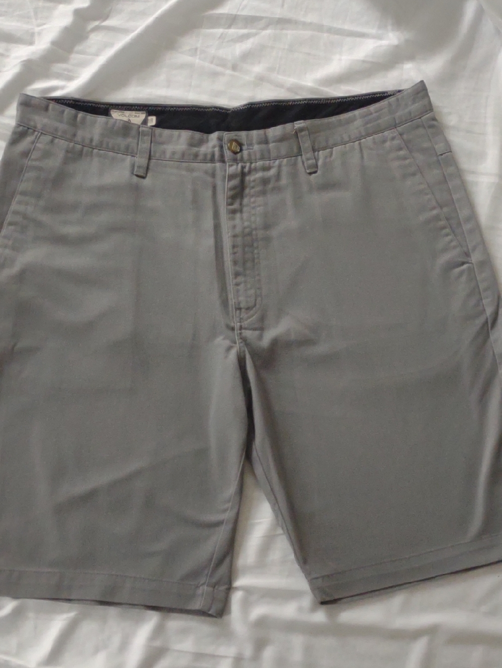 Volcom Men's Light Gray Flat Front Shorts
